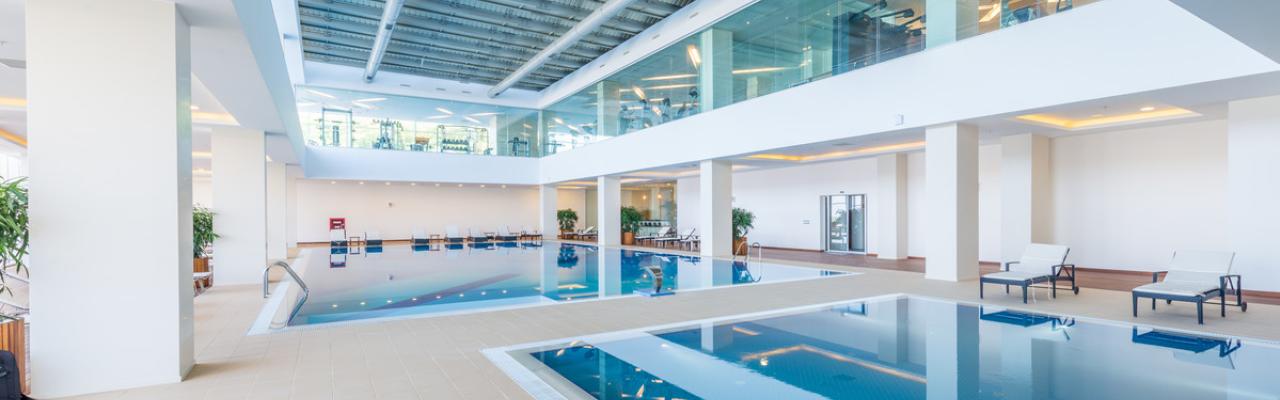 Crystar® Filtration Technology (FT) uses high purity silicon carbide membranes and filters to provide advanced microfiltration solutions suitable for a wide range of applications. Separation process and microfiltration requirements have changed over the years as factors such as a growing global population, an increased focus on sustainability, and stricter regulations force industries to adopt more demanding and efficient processing capabilities.