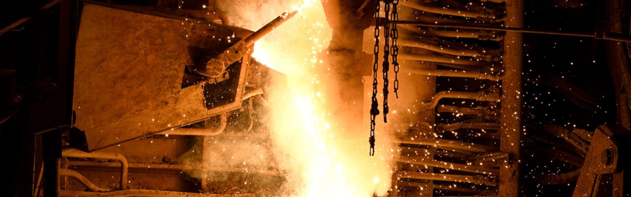 Saint-Gobain delivers a completely custom engineered solution for copper furnace applications. Our refractory design concepts, combined with special cements, minimize slag and refractory inclusions, yielding a cleaner metal.