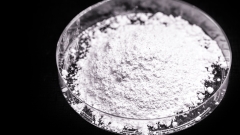 alumina-shutterstock_1917350270.jpg