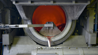 Saint-Gobain Performance Ceramics & Refractories applies patented refractory lining systems to metal transfer components such as launders, troughs and tundishes.