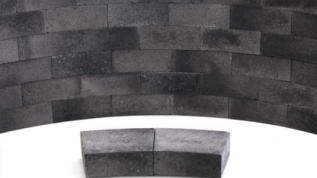 Saint-Gobain Performance Ceramics & Refractories has introduced a third generation of silicon carbide (SiC) refractories designed to effectively protect copper furnaces. Dedicated R&D teams have developed high performance materials that offer an industry-leading service life. In the field, experienced engineers apply their design expertise to deliver refractory systems that enhance furnace performance, reliability and service life.