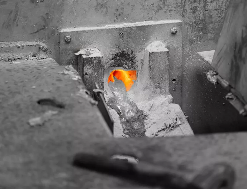 Saint-Gobain Performance Ceramics & Refractories sets the standard for reliability and long service life in this essential furnace component.