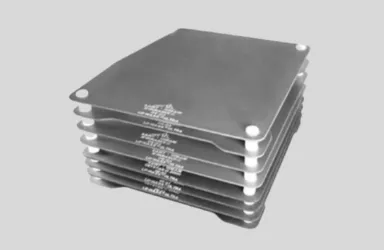 Lo-mass plates for Hydrogen fuel cells Lo-mass plates for Hydrogen fuel cells